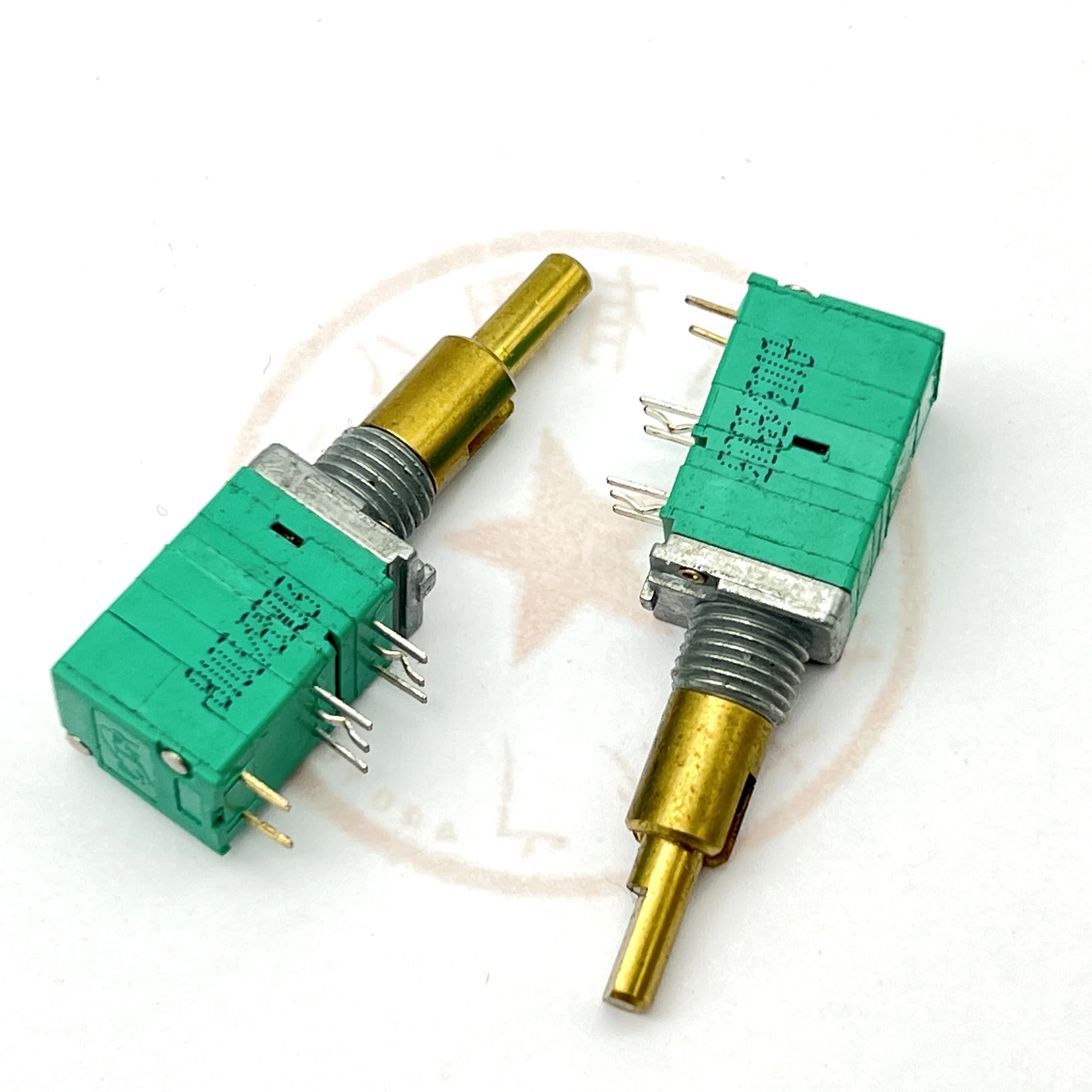 1 DB CTR-R09440GS-FF22C6.0-B103K/B503K kettős tengely dupla potenciométer a kapcsoló tengely hossza 22 - 2